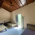 Sobrado Geminado Guaruja Enseada