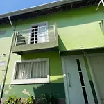 Sobrado Geminado Guaruja Enseada